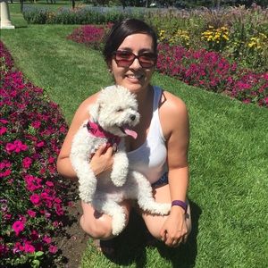 Meet your Posher, Angela